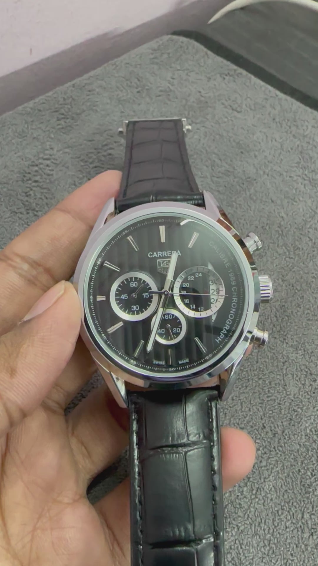 Calibre 1969 chronograph best sale